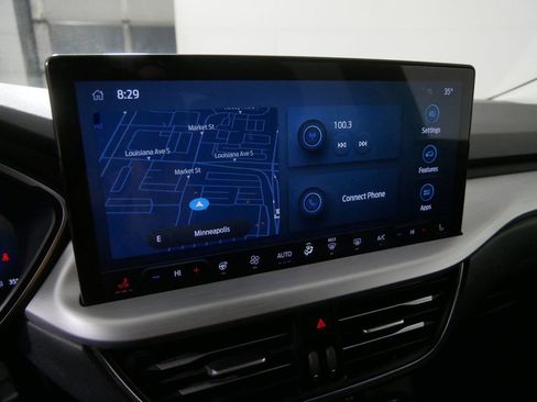 Used 2024 Ford Escape Platinum image 27