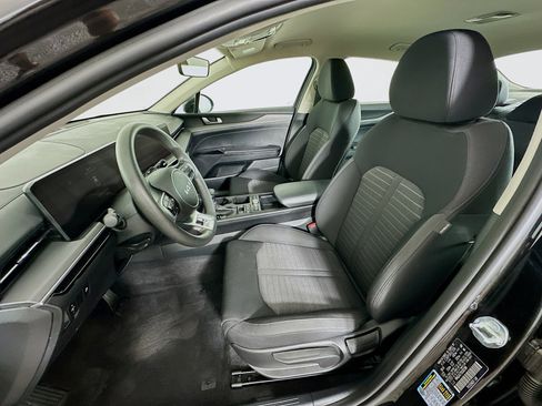 Used 2025 Kia K5 LXS FWD image 13