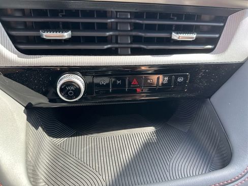 Used 2026 Ford Explorer Active image 27