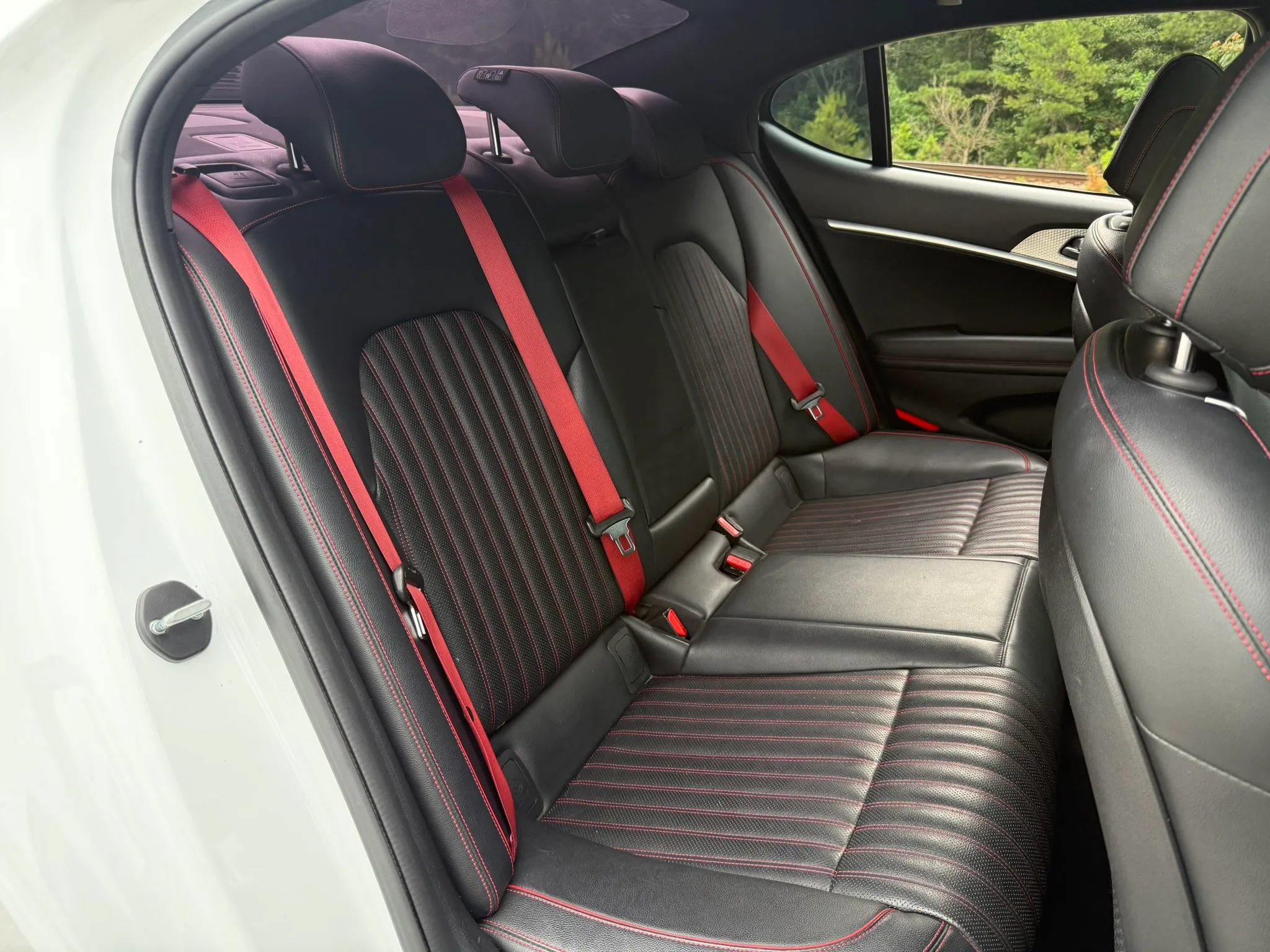 Used 2022 Genesis G70 3.3T w/ Sport Advanced Package RWD image 28