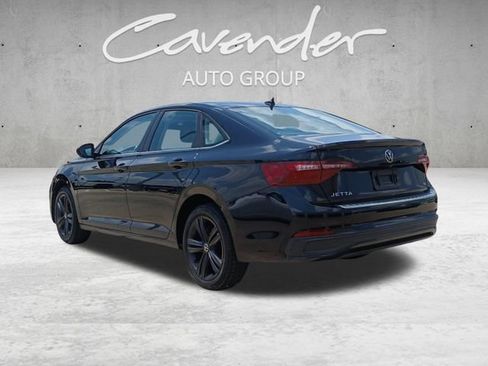 Used 2024 Volkswagen Jetta SE FWD image 14