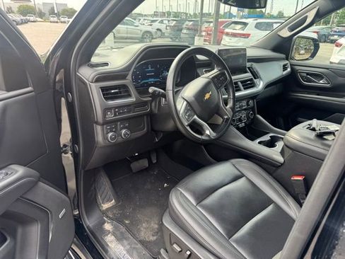 Used 2024 Chevrolet Suburban LT AWD/4WD image 9
