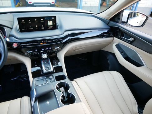 Used 2023 Acura MDX w/Advance Package image 11