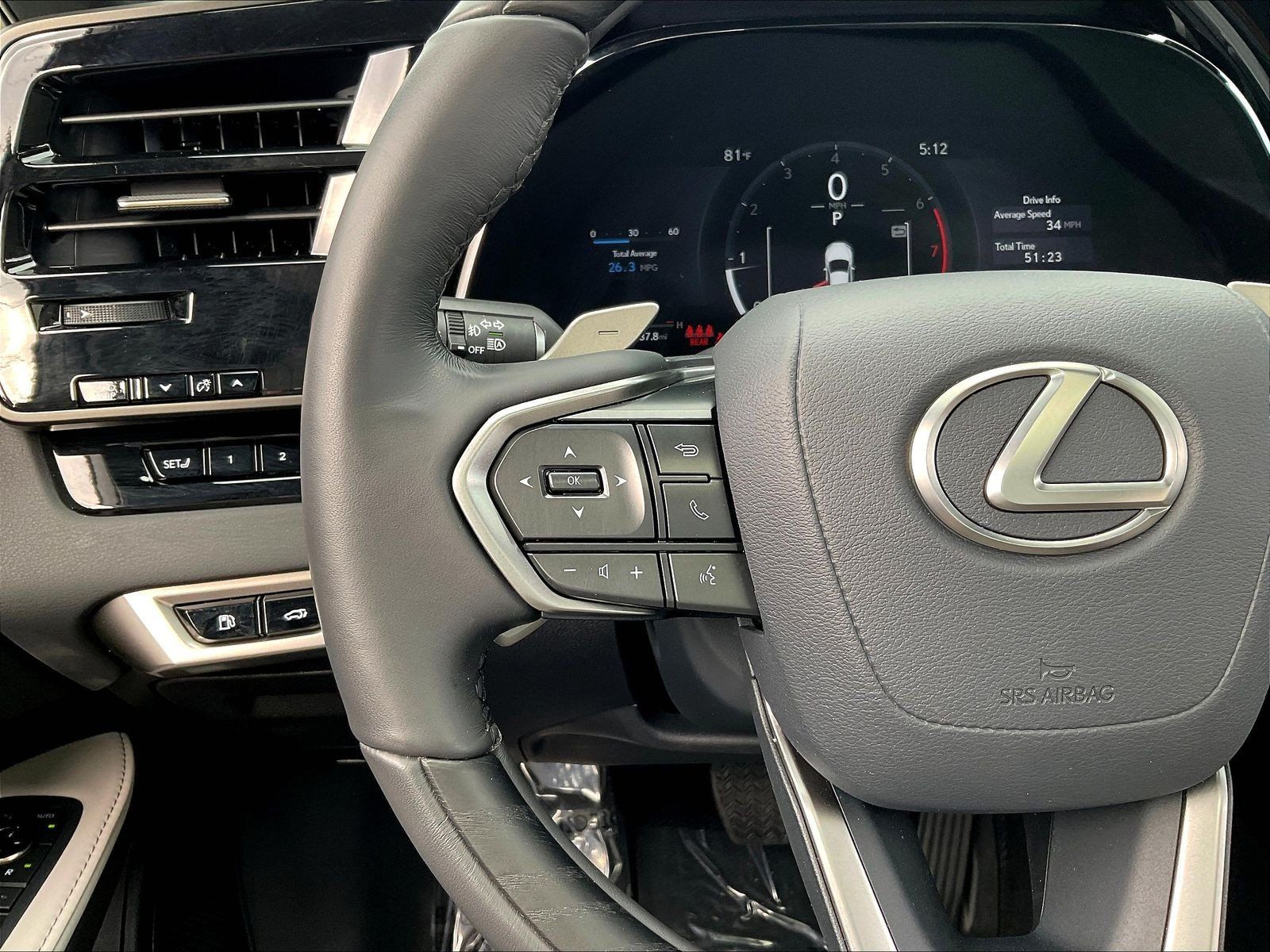 Used 2025 Lexus RX 350 Premium w/ Accessory Package (Z1) FWD image 11