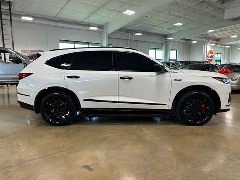 Used 2023 Acura MDX Type S AWD/4WD image 9