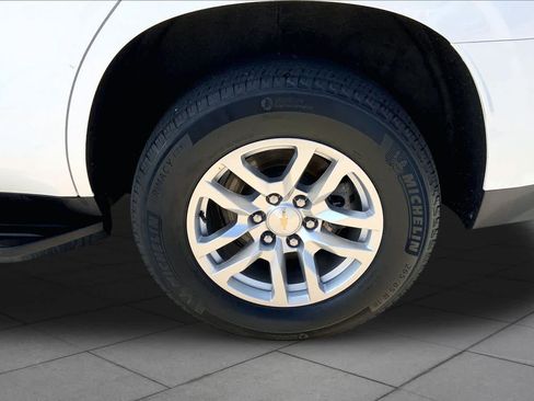 Used 2024 Chevrolet Tahoe LT RWD image 11