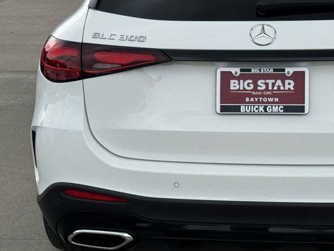 Used 2023 Mercedes-Benz GLC 300 image 11