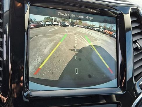 Certified 2020 Jeep Cherokee Limited image 30