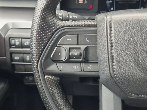 Used 2026 Toyota Tacoma SR5 RWD image 18
