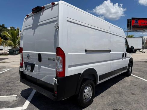 Used 2023 RAM ProMaster 2500 FWD image 5