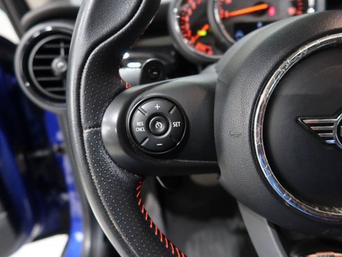 Used 2019 MINI Cooper S w/ Signature Upholstery Package FWD image 27