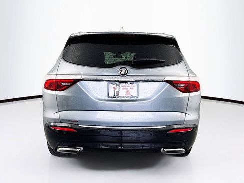 Used 2024 Buick Enclave Premium image 8