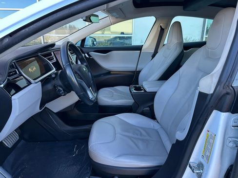 Used 2013 Tesla Model S image 9