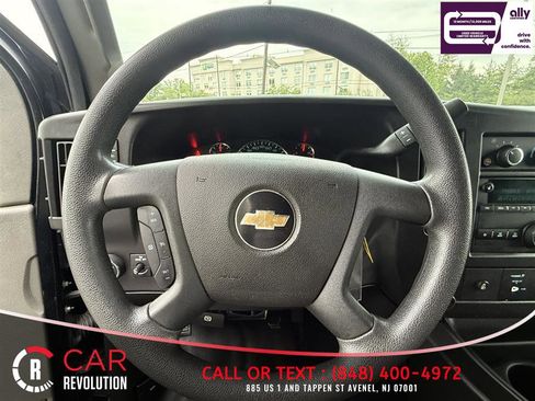 Used 2019 Chevrolet Express 3500 LS RWD image 14