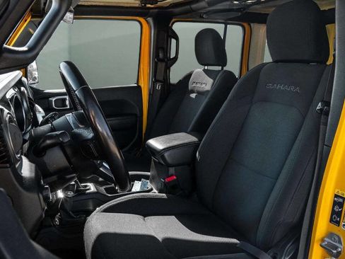 Used 2021 Jeep Wrangler Unlimited Sahara image 5