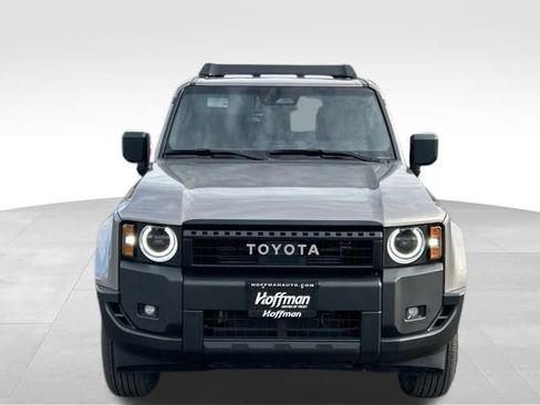 Used 2025 Toyota Land Cruiser image 2