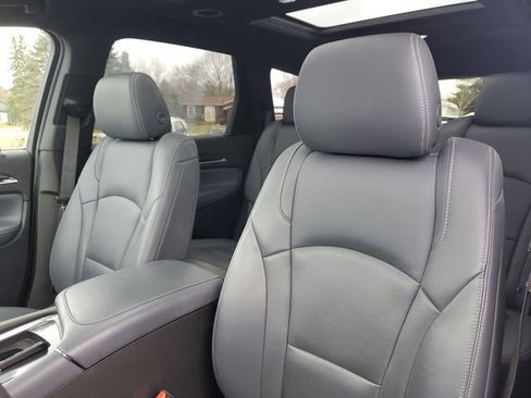 Used 2023 Buick Enclave Essence w/ Experience Buick Package image 17