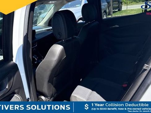 Used 2024 Buick Encore GX Preferred AWD/4WD image 14