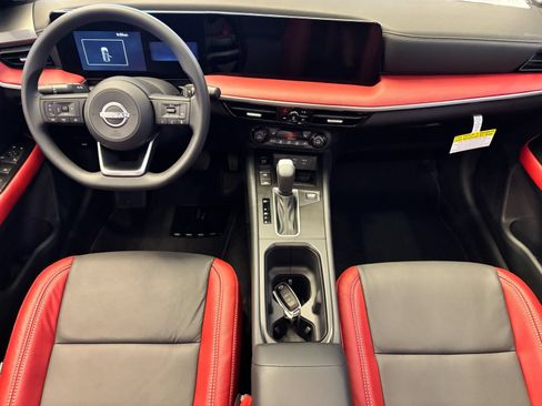 New 2026 Nissan Kicks SV w/ SV Premium Package FWD image 11