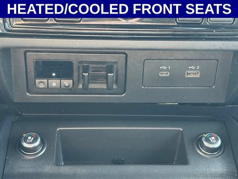 Used 2023 Nissan Titan PRO-4X w/ Pro-4x Convenience Package AWD/4WD image 5