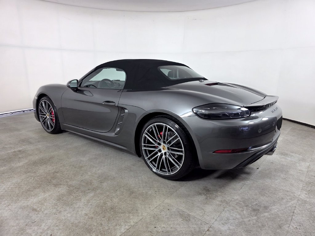 Used 2025 Porsche 718 Boxster S RWD image 7