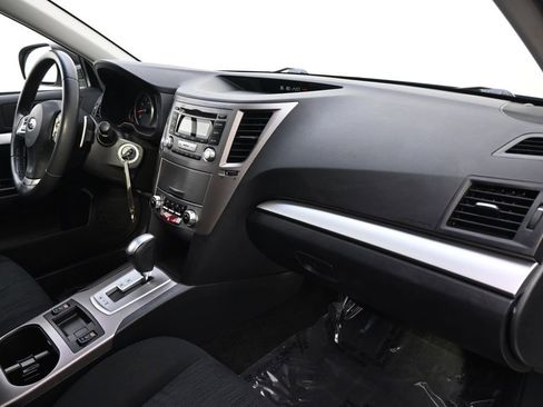 Used 2013 Subaru Outback 2.5i Premium image 15