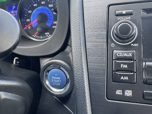 Used 2014 Subaru Crosstrek 2.0i Premium AWD/4WD image 18