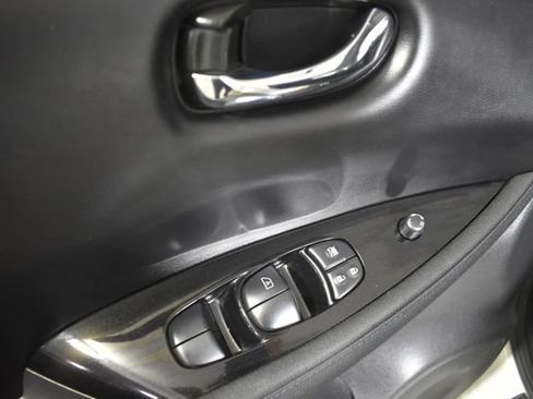 Certified 2023 Nissan Leaf SV Plus FWD image 8