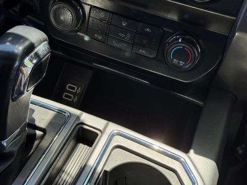 Certified 2019 Ford F150 XLT w/ Equipment Group 302A Luxury AWD/4WD image 19