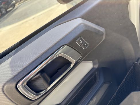 Used 2022 Ford Bronco Big Bend image 15