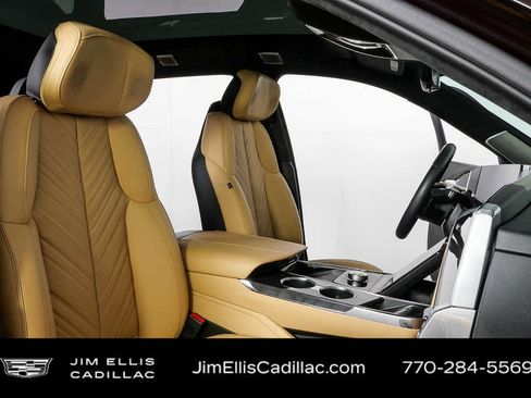 Used 2025 Cadillac Escalade IQ Sport 2 AWD/4WD image 25