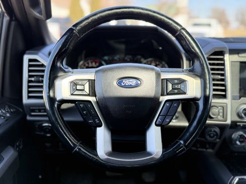 Used 2018 Ford F150 Platinum w/ Equipment Group 701A Luxury image 15