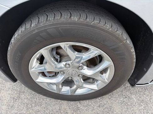 Used 2019 Chrysler Pacifica Limited FWD image 13