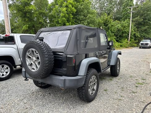 Used 2015 Jeep Wrangler Rubicon w/ Trailer Tow Group AWD/4WD image 4