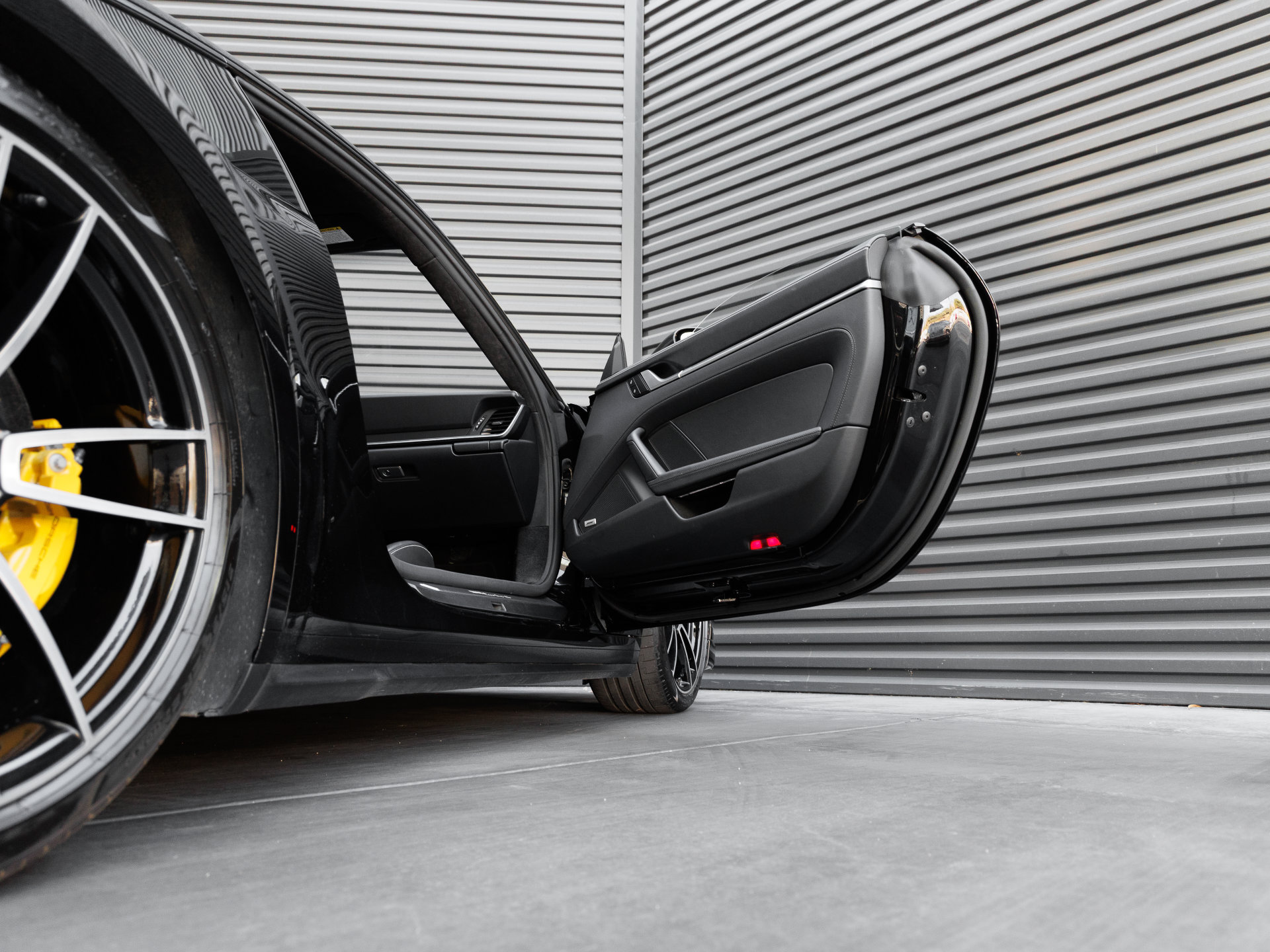 Certified 2024 Porsche 911 Turbo S AWD/4WD image 34