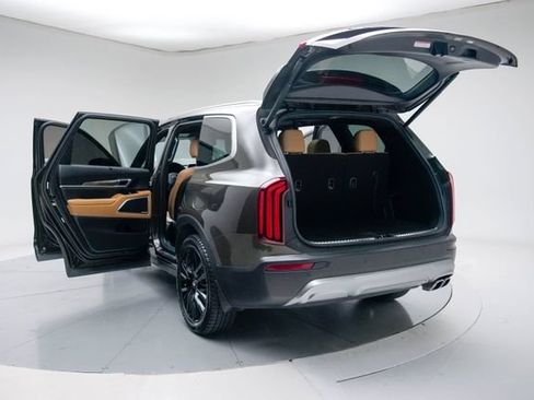 Used 2020 Kia Telluride SX FWD image 19