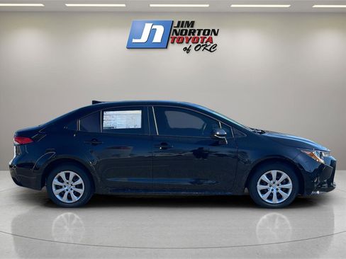 New 2026 Toyota Corolla LE image 4