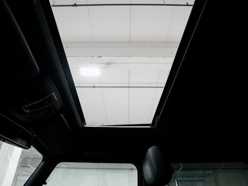 Used 2016 Mercedes-Benz G 63 AMG 4MATIC image 27