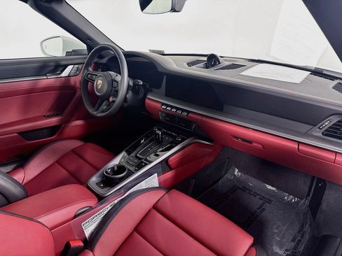Certified 2026 Porsche 911 Carrera 4S AWD/4WD image 28