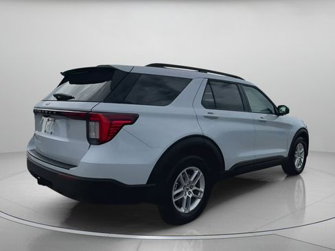 New 2026 Ford Explorer Active image 31
