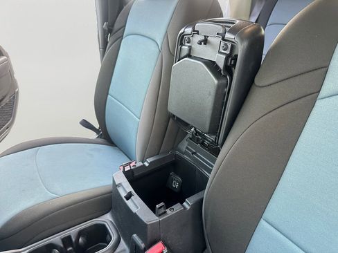 Used 2022 Jeep Gladiator Sport image 21