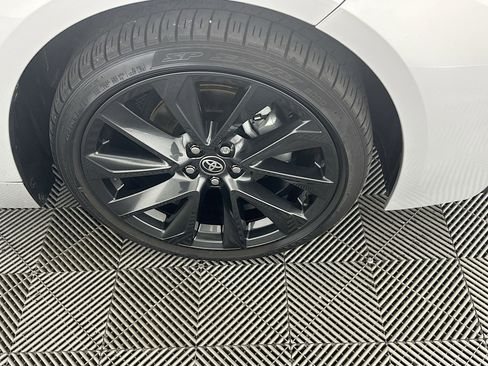 Used 2023 Toyota Corolla SE image 11