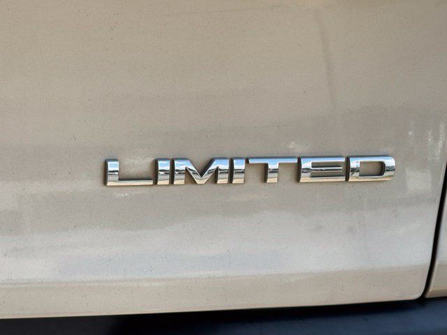 Used 2015 Jeep Cherokee Limited w/ Trailer Tow Group FWD image 7