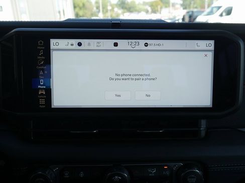 New 2025 Jeep Gladiator Rubicon w/ Convenience Group image 5