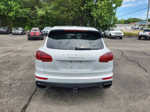 Used 2015 Porsche Cayenne Turbo AWD/4WD image 7