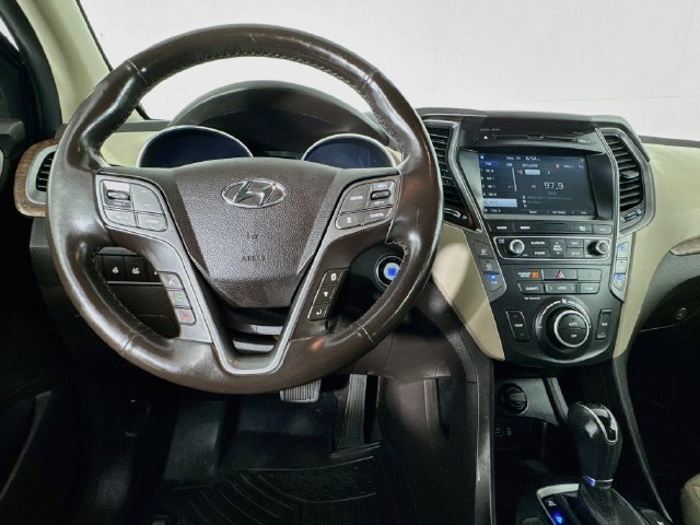 Used 2018 Hyundai Santa Fe Limited AWD/4WD image 10