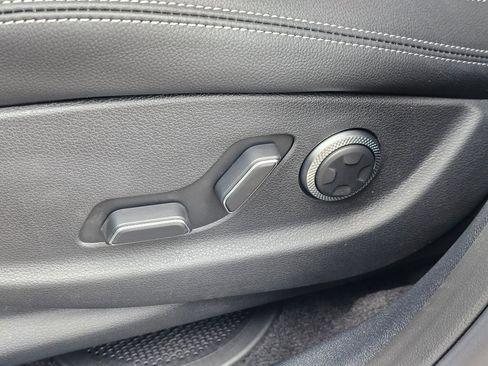 New 2026 Genesis GV70 2.5T Advanced image 33