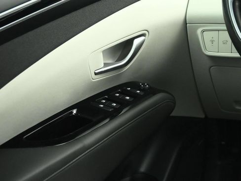 Used 2022 Hyundai Tucson Limited w/ Cargo Package FWD image 41