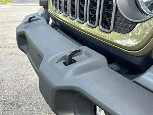 Certified 2025 Jeep Wrangler Unlimited Sport AWD/4WD image 34