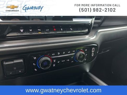 Used 2024 Chevrolet Silverado 2500 High Country w/ High Country Premium Package image 21